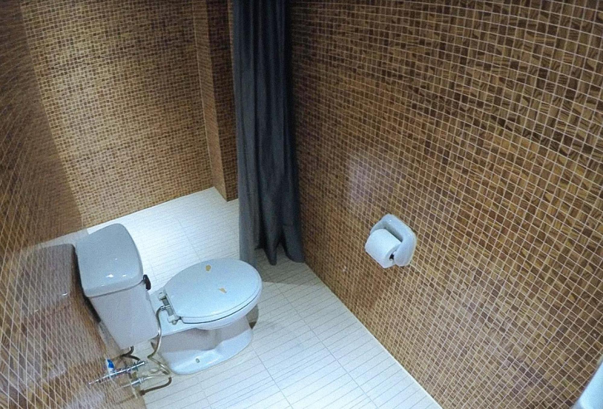 Reddoorz Plus @ Taj Hotel Tuguegarao ภายนอก รูปภาพ